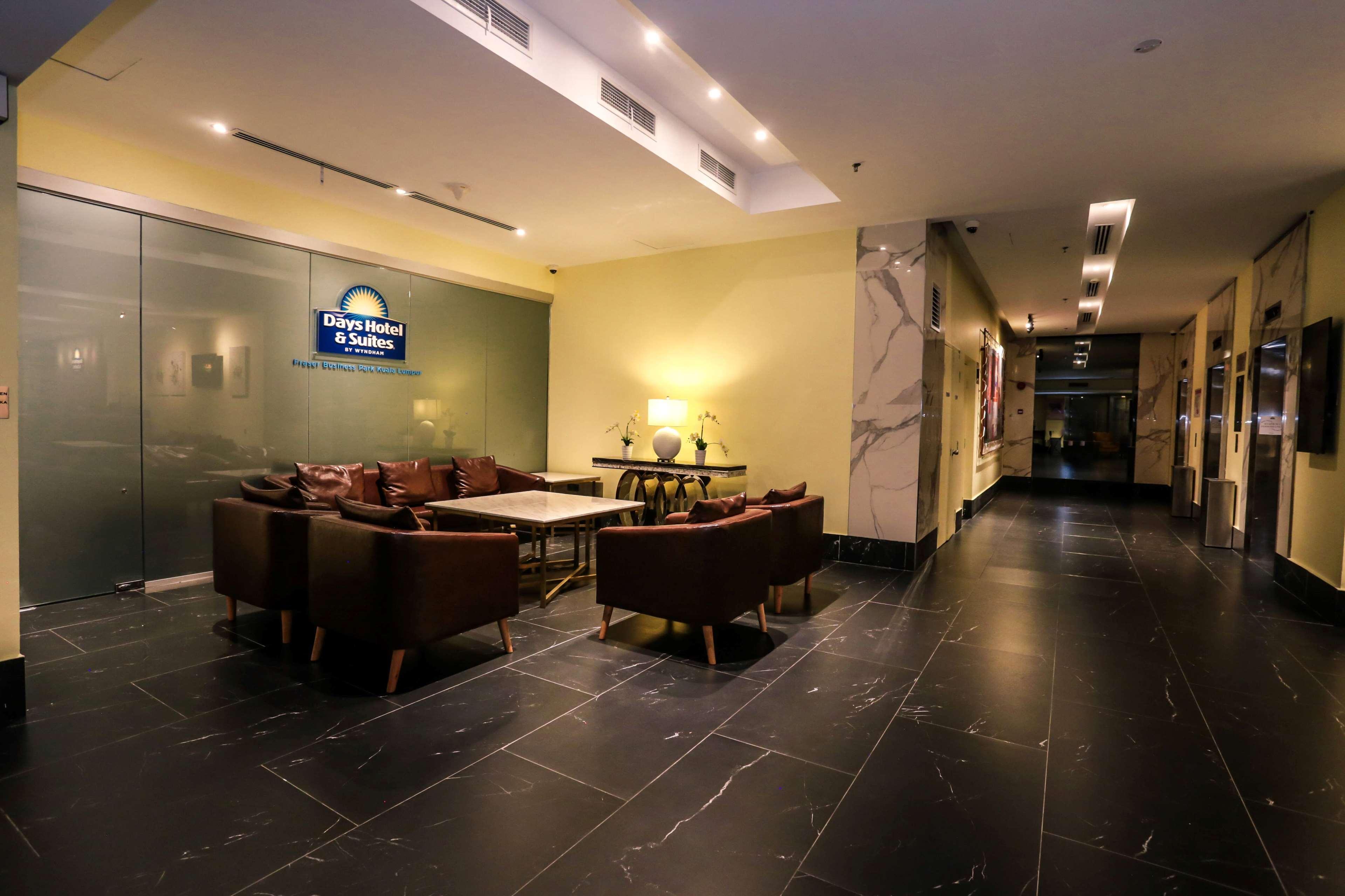 Days And Suites Fraser Business Park Kl 吉隆坡 外观 照片